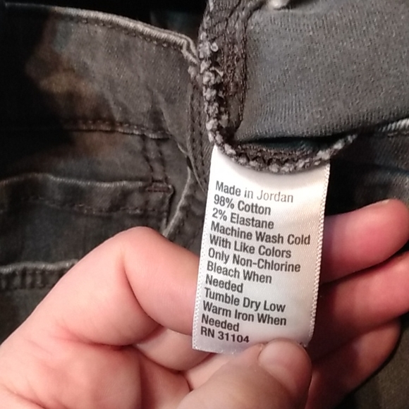 Lot of 2 Women's New Directions Size 6R Skinny Jeans - Picture 9 of 9